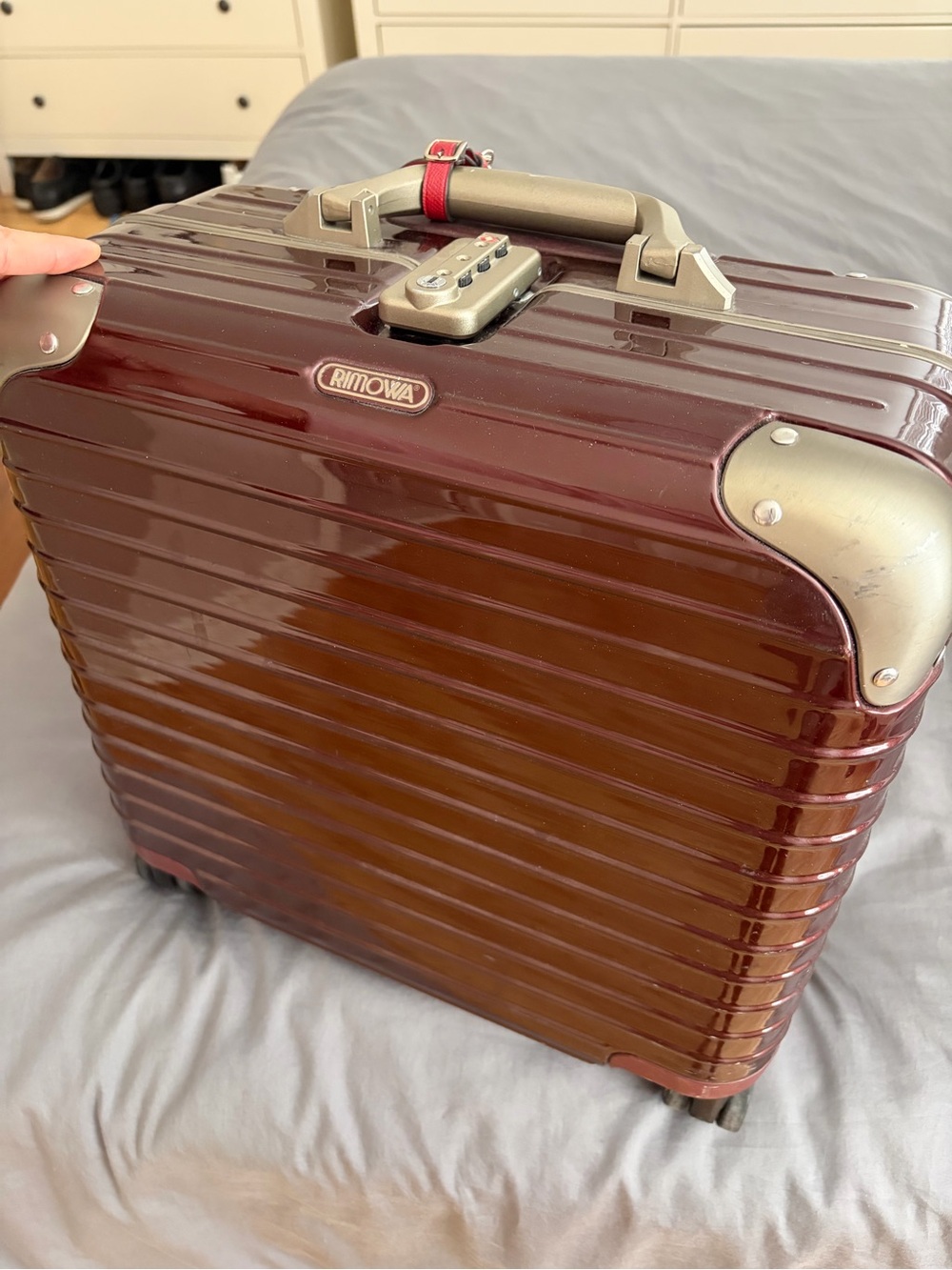 Rimowa Hardside Carry-On Luggage in Deep Burgundy with Gold Accents - Picture 3 of 10